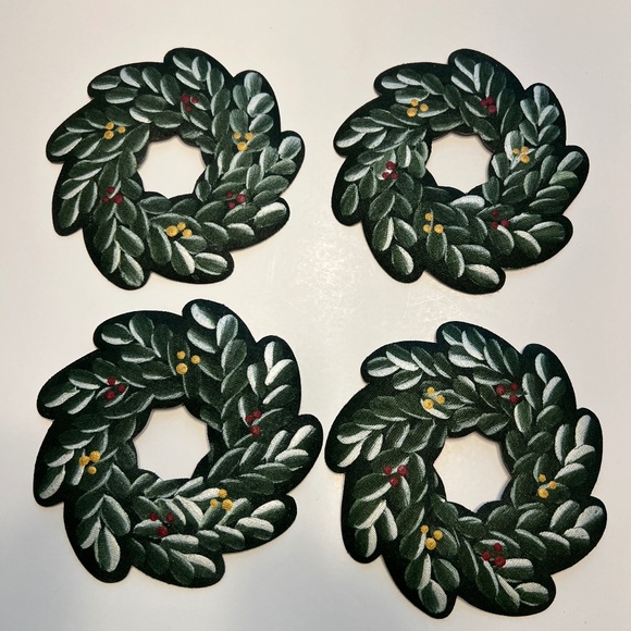 2001 Carole Shiber Hand-Painted Peony Holiday Wreath Coasters- Set of 4 VTG - Picture 1 of 6